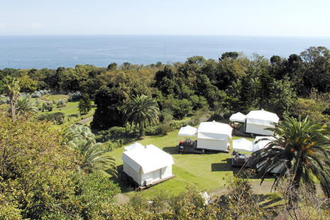 初岛旅游度假胜地　岛上露营度假别墅