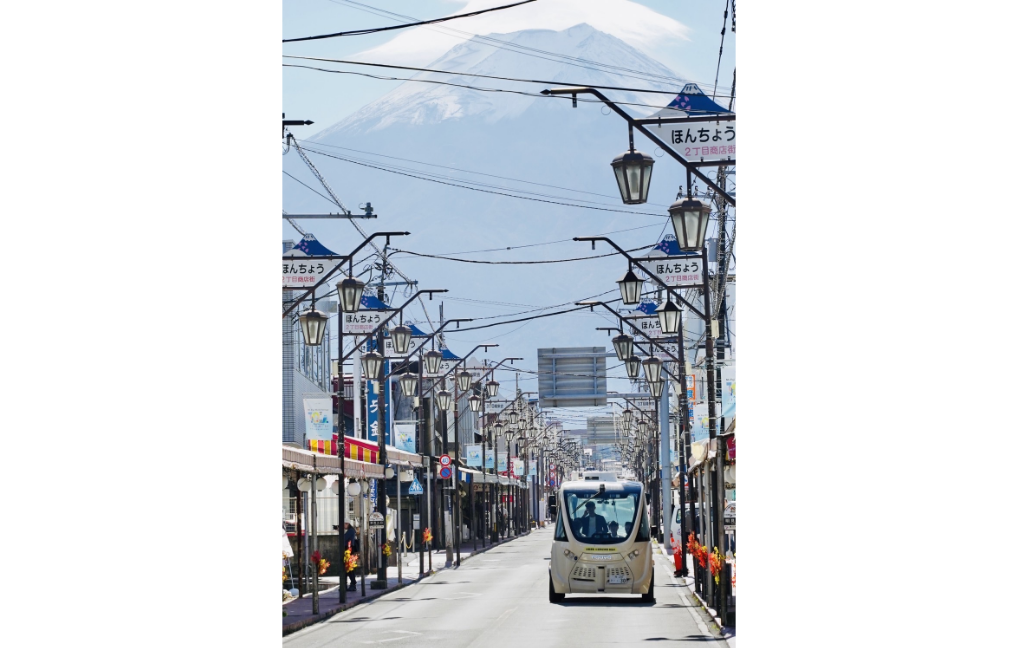 自動運転EVバス